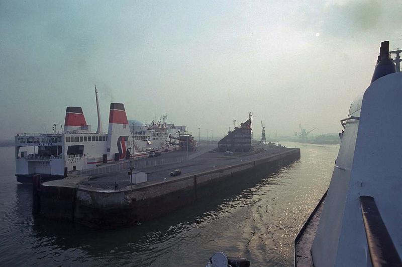 WT 2100 264-19 France.jpg